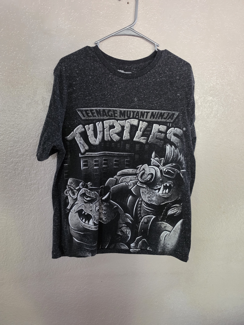 Nickelodeon Teenage Mutant Ninja Turtles Graphic Tee Black & Gray Large